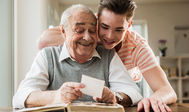 Qué podemos hacer por la soledad no deseada de las personas mayores. Podcast 12 sobre envejecimiento saludable